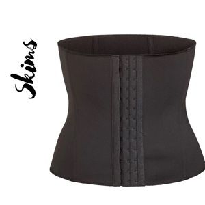 Skims | Corset style waist trimmer | Medium | EUC